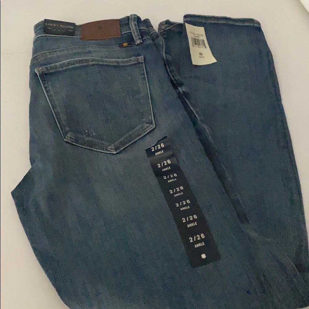 Lucky Jeans